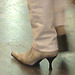 Alfo Gross tall Swedish Lady in long white pants & high-heeled Boots  /   Grande Dame Suédoise en longs pantalons blancs et Bottes à talons hauts - Helsingborg / Suède - 22 Octobre 2008