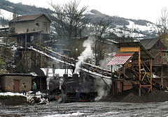 Loading coal