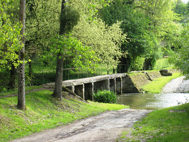 Pont et gué de Moisenay