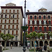 Pamplona: Edificios en plaza del Castillo.