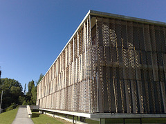 Escuela de Negocios en Huarte (Navarra).