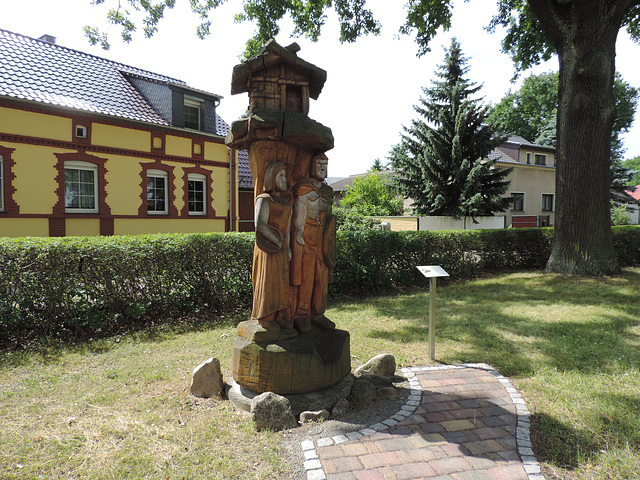 Skulptur in Bestensee/1