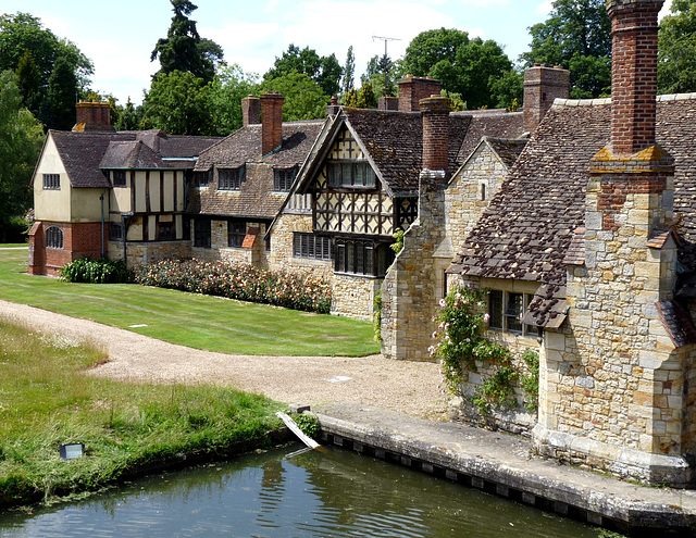 'Tudor Village'