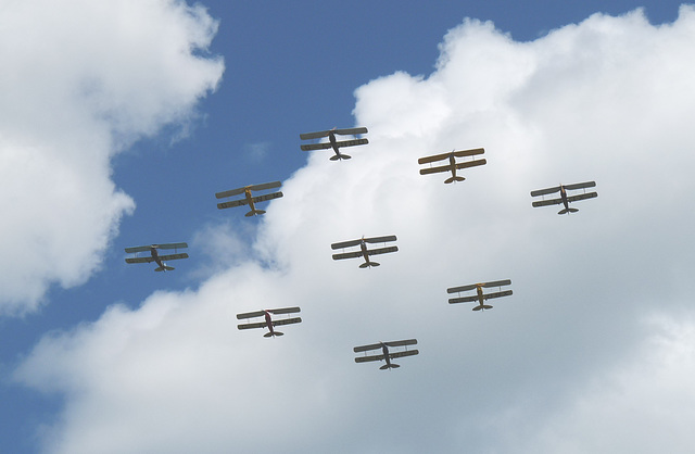 de Havilland DH.82A Tiger Moth Formation