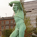Exhibitionnisme statuaire -  Statuary exhibitionist - Copenhagen, Denmark .  20 octobre 2008