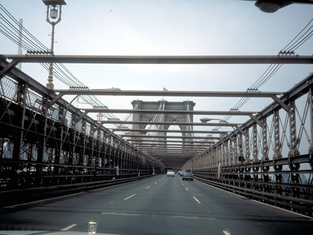 N.Y. Brooklyn Bridge