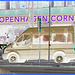 Regard sur "Copenhagen corner " -  Copenhague.  Danemark  /  20-10-2008  - Effet de négatif + couleurs ravivées