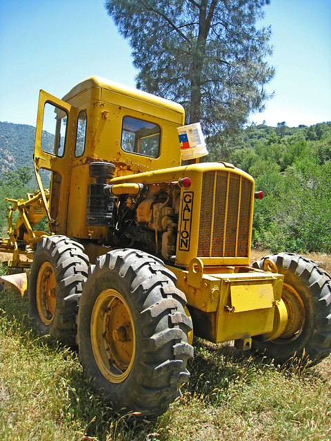 Galion Road Grader (2546)