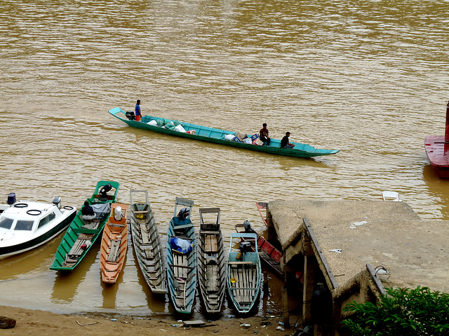 Longboats at Kapit