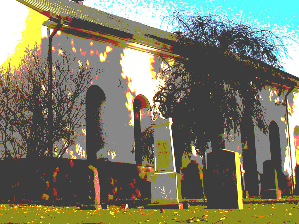 Laholms kirka ( Church & cemetery) - Église et cimetière /   Laholm -  Sweden / Suède.  25 octobre 2008  -  Postérisation avec couleurs ravivées