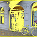 Drop in ! Store façade and bike - Façade de magasin et vélo /  Helsingborg  .  Suède / Sweden.  22 octobre 2008- Au feu !!!!   Fire !!!!