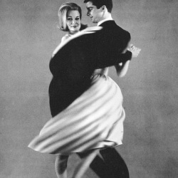 Fernandel chante : Le Tango corse