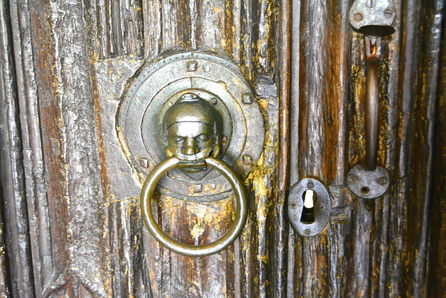 Stratford-upon-Avon 2013 – Door handle of the Holy Trinity Church