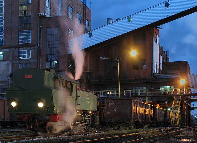 Night time at the washery