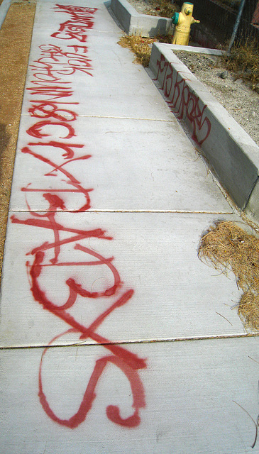 Graffiti on 1st Street (2506)