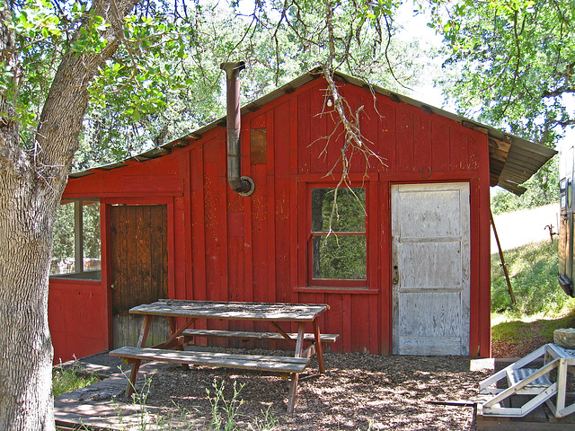 Nelson Cove Old House (2582)