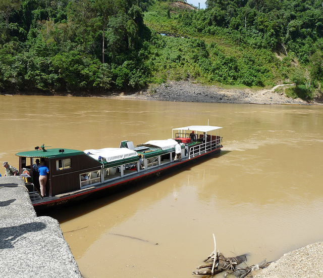 'Pandaw Adventurer' at Mujong on the Baleh River