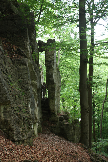 dicht beim  Lügenstein