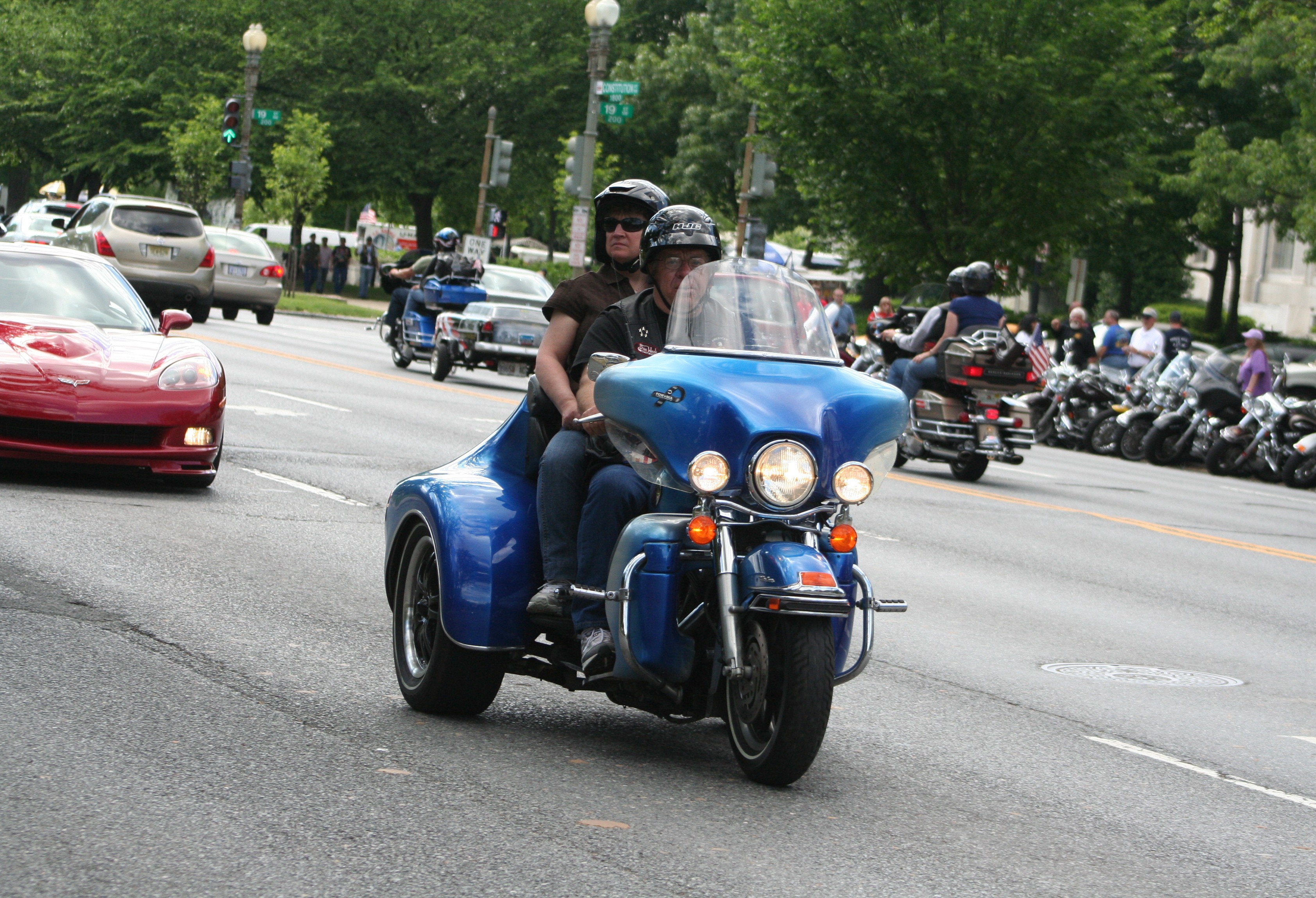 68.RollingThunderRally.ConstitutionAve.NW.WDC.24may08