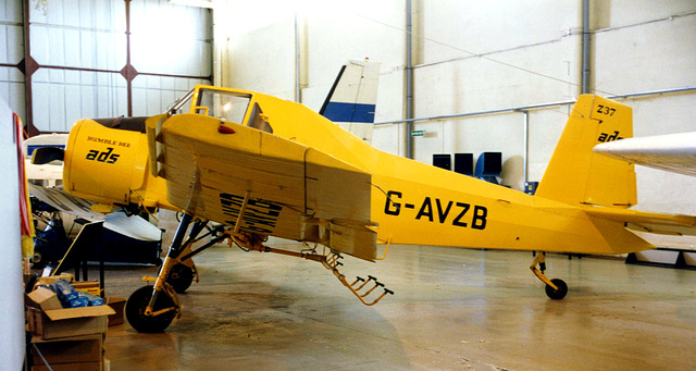 Let Z37 Bumble Bee G-AVZB