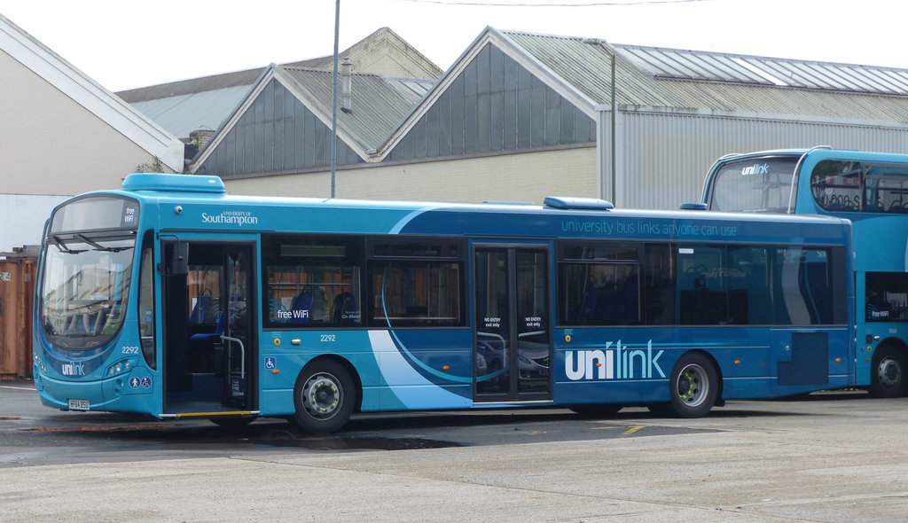 HF64BSU at Eastleigh - 18 September 2014