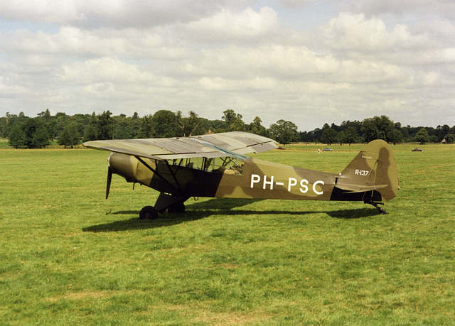 Piper PA-18-135 Super Cub PH-PSC