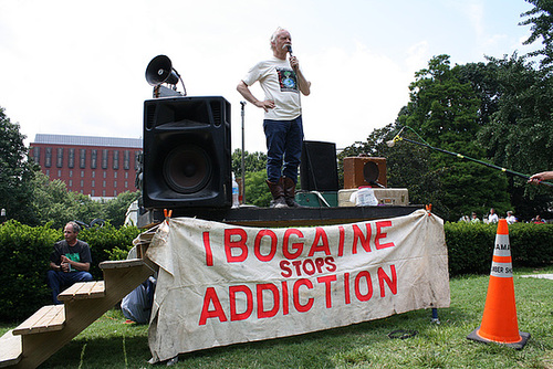 02.Rally.SmokeIn.LafayettePark.WDC.4July2009