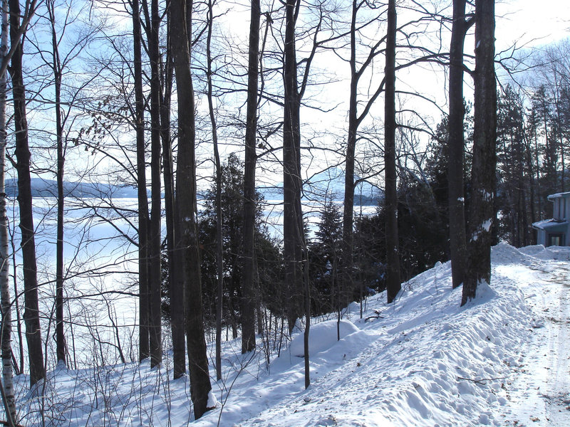 Paysages d'hiver à proximité de l'abbaye de St-Benoit-du-lac au Québec .  7 Février 2009