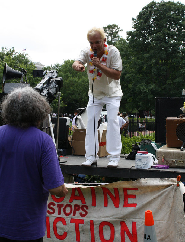 16.Rally.SmokeIn.LafayettePark.WDC.4July2009