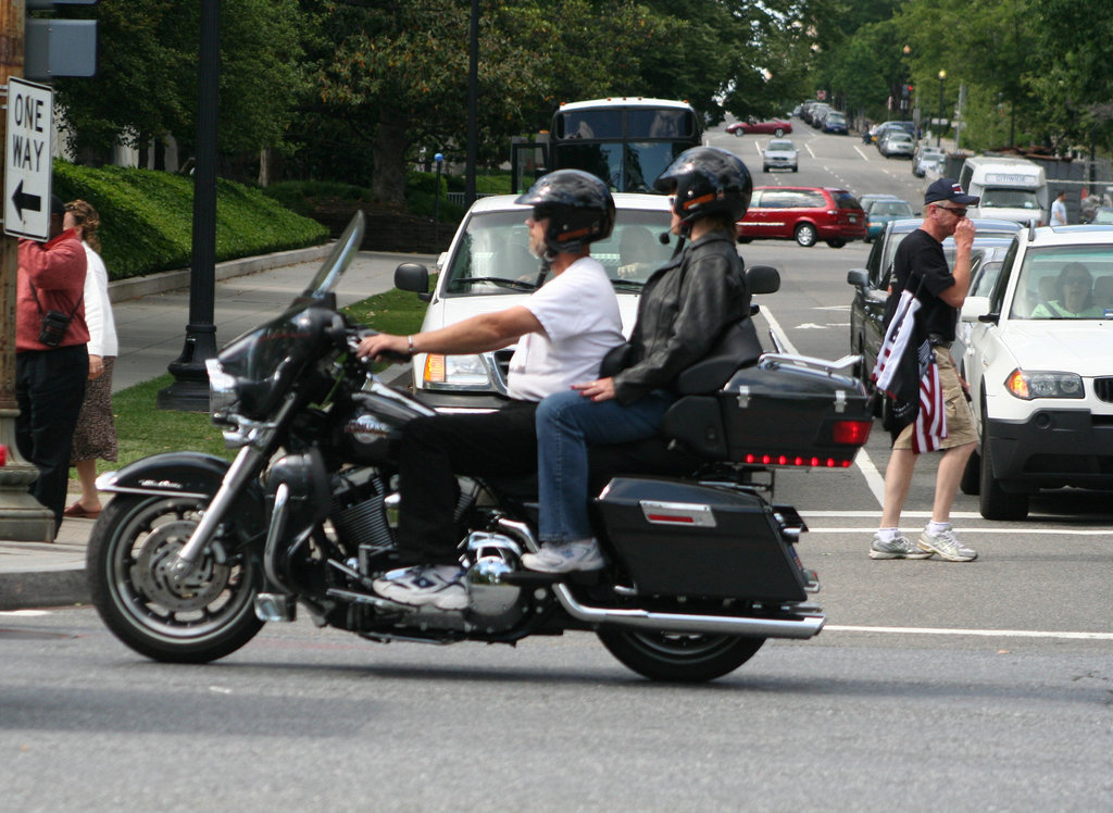 79.RollingThunderRally.ConstitutionAve.NW.WDC.24may08