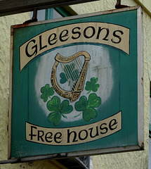 'Gleesons Free House'