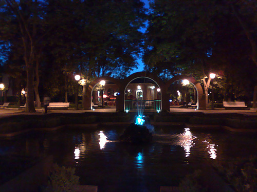 Pamplona: jardines de la media luna.