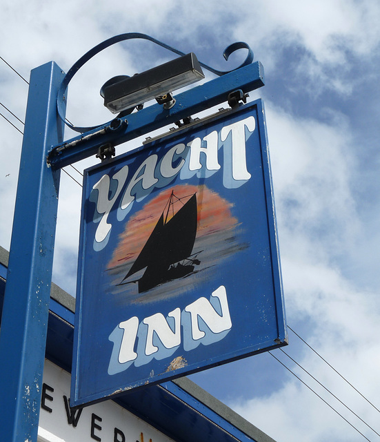 'Yacht Inn'