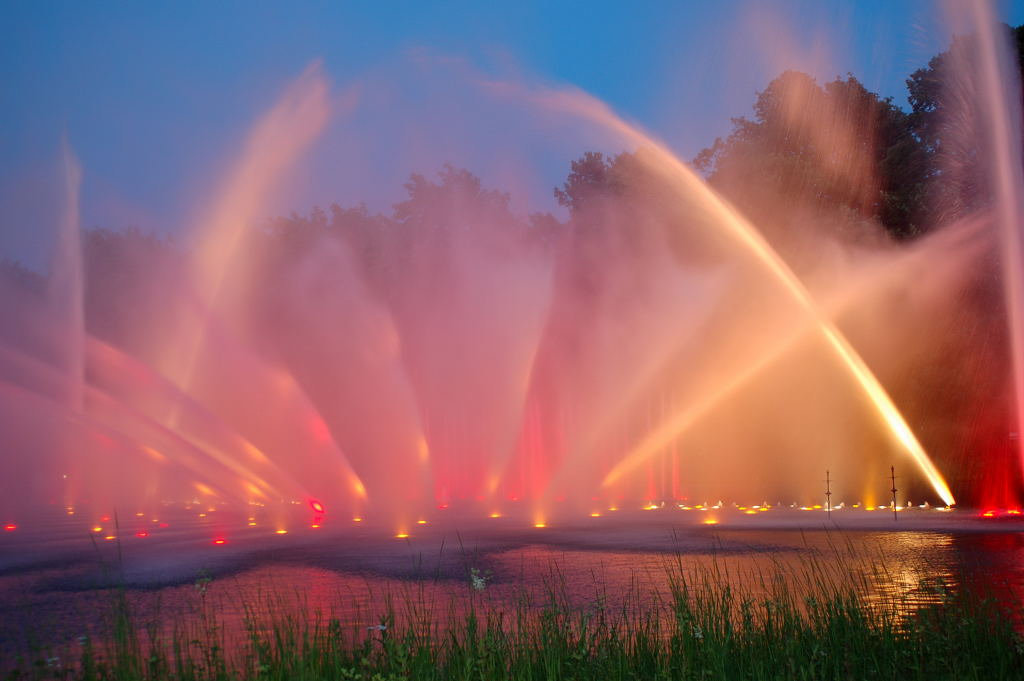Wasserlichtspiele98