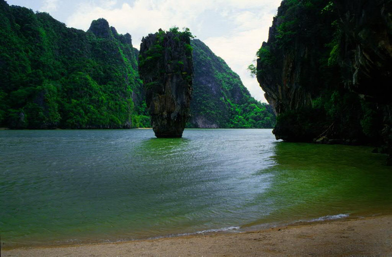 Koh Tapu got the name "James Bond Island"