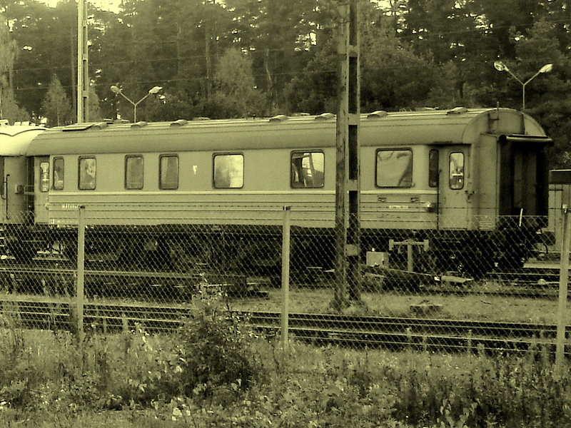 Wagon de train suédois /  Swedish train wagon -  Ängelholm / Suède - Sweden - 23 octobre 2008- En photo ancienne / Vintage artwork