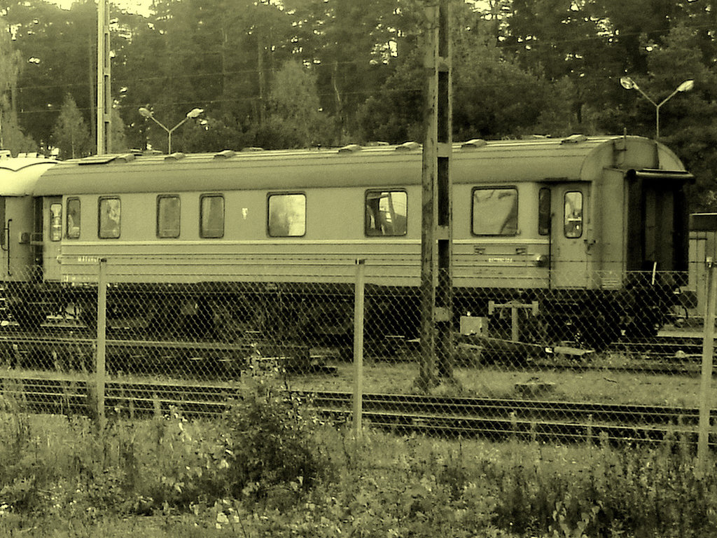 Wagon de train suédois /  Swedish train wagon -  Ängelholm / Suède - Sweden - 23 octobre 2008- En photo ancienne / Vintage artwork