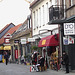 Scène de rue commerciale à la suédoise /  Direkt optik scenery  -   Helsingborg  /  Suède - Sweden.  22 octobre 2008