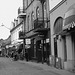 Scène de rue commerciale à la suédoise /  Direkt optik scenery  -   Helsingborg  /  Suède - Sweden.  22 octobre 2008 - N & B