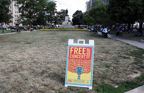 01.Sounds.FarragutSquare.NW.WDC.16July2009