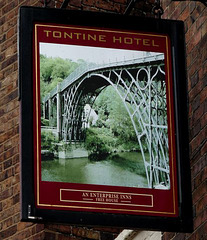 'Tontine Hotel'