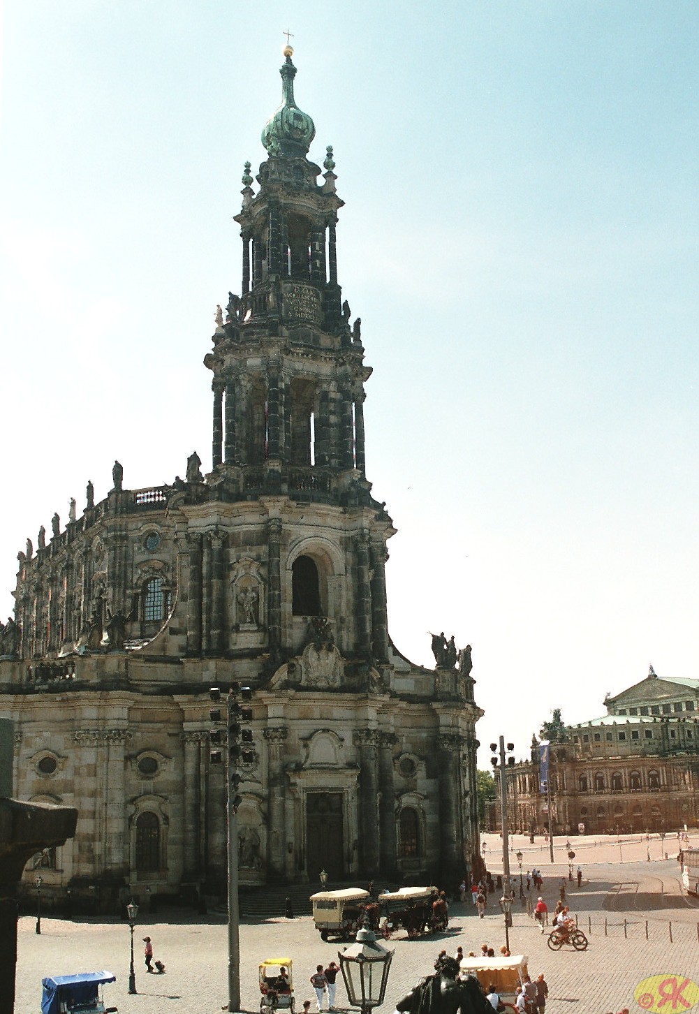 2009-05-20 20 Dresden, Katholische Hofkirche, Semperoper