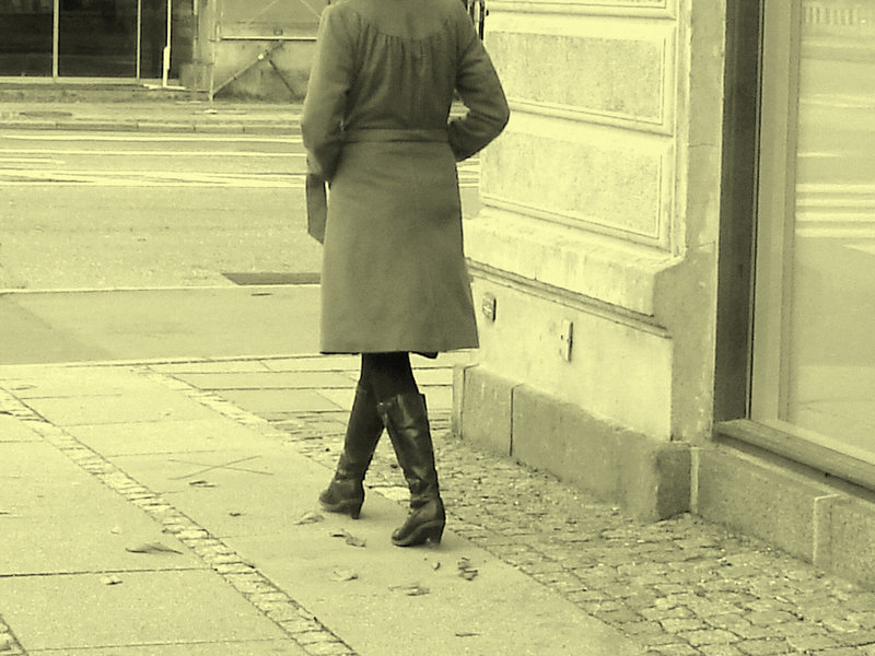 Arkitekter readhead Lady in sexy boots - Copenhagen / October 20th 2008 - Photo ancienne / vintage