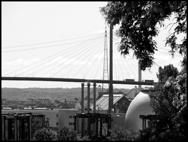 Faultürme und Köhlbrandbrücke