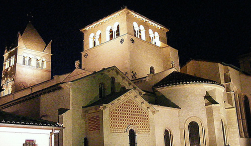 St Martin D'Ainay at night