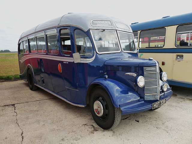 HOT 339 Bedford OB 1950 (Tanner's Services)