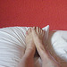 Mon amie Christiane - Pieds sexy sur oreillers / Sexy feet on pillows.