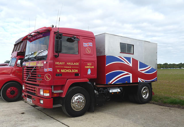 L713 EBW Volvo F10