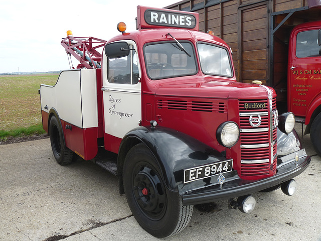 EF 8944 Bedford OS