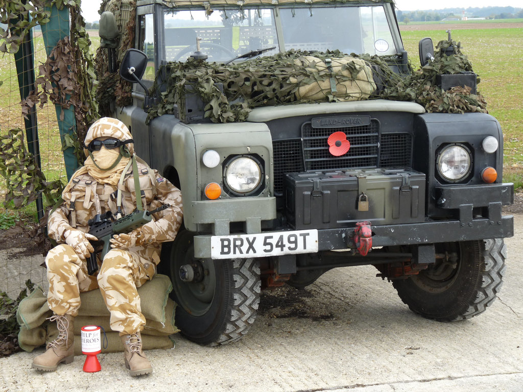 Mannequin and Land Rover- 'Help for Heroes'